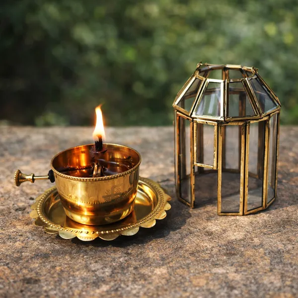 Brass_&_Glass_Akhand_Deepak_-_5.5x5.5x5.5_Inch_(Z620_D)