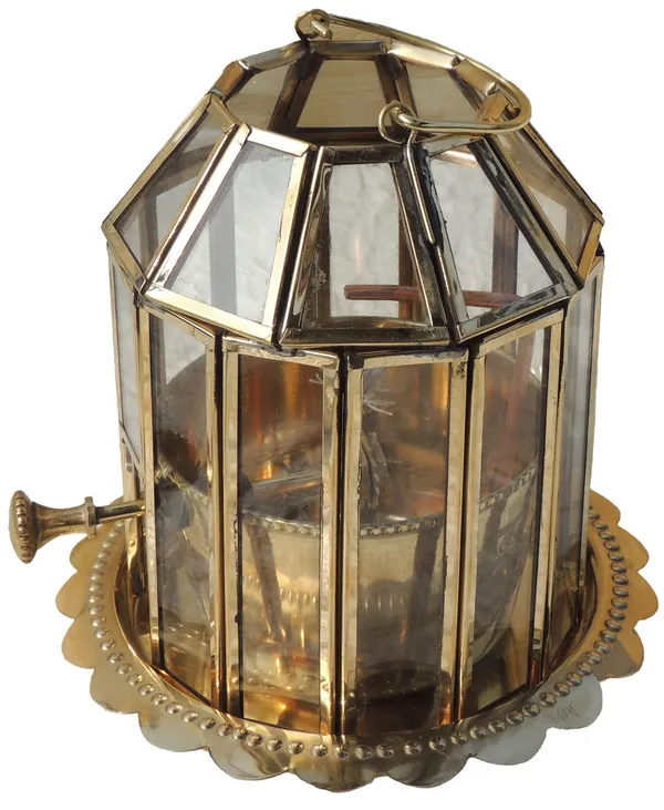 Brass_&_Glass_Akhand_Deepak_-_5.5x5.5x5.5_Inch_(Z620_D)