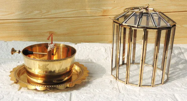 Brass_&_Glass_Akhand_Deepak_-_7x7x6.5_Inch_(Z620_E)
