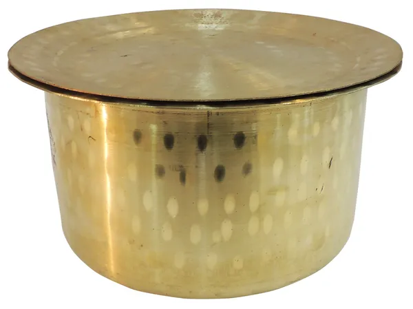 Brass_Kitchen_Purpose_Bhagona_With_Lid,_Capacity_:_2.75_Liter_-_8.7x8.7x5_Inch_(Z637_C)
