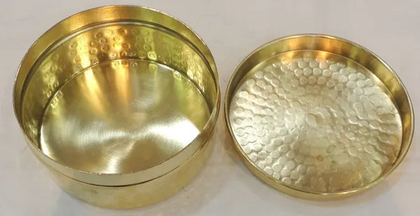 Brass_Laddu_Box_-_4x4x2_Inch_(Z645_B)