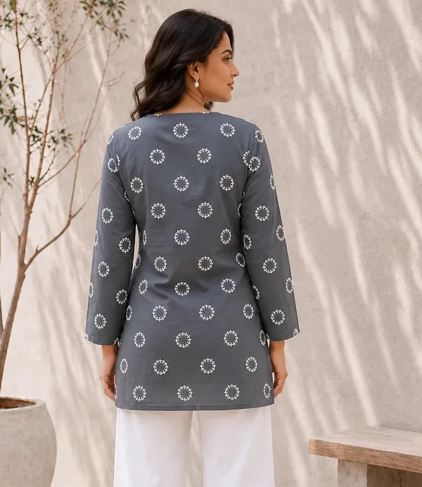 Grey_Printed_Straight_Kurti_for_Women