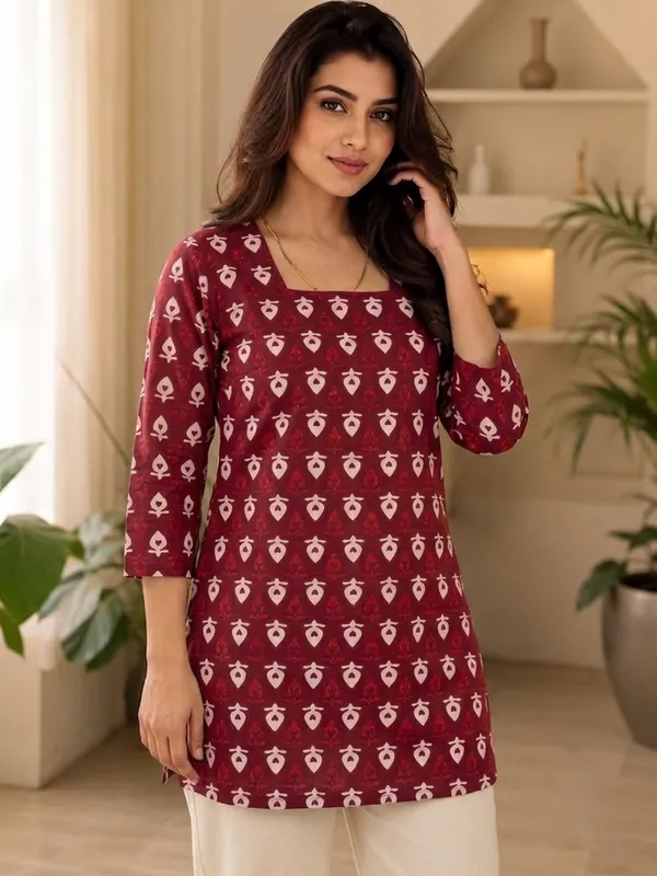 Maroon_Printed_Straight_Kurta_for_Women