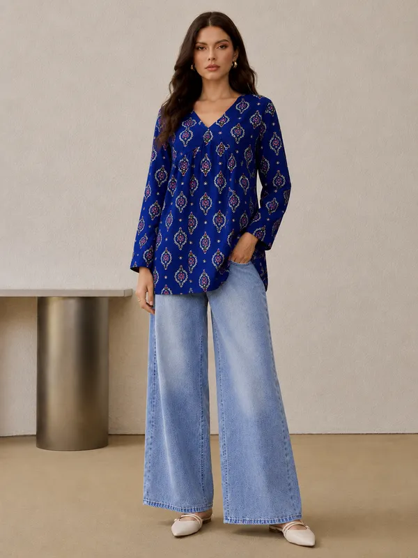 Blue_Printed_Relaxed_Fit_Tunic_for_Women