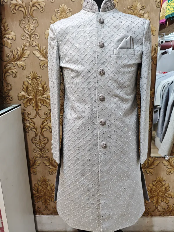 Silver_Embroidered_Sherwani_for_Men
