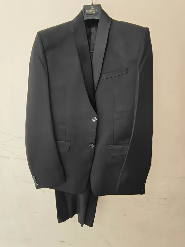 Black_Formal_Suit_Set_for_Men_-_2_piece_Tuxedo