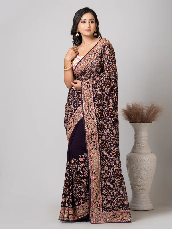 Maroon_Floral_Print_Saree_for_Women