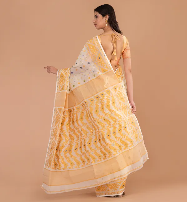 Cream_Printed_Jamdani_Saree_for_Women