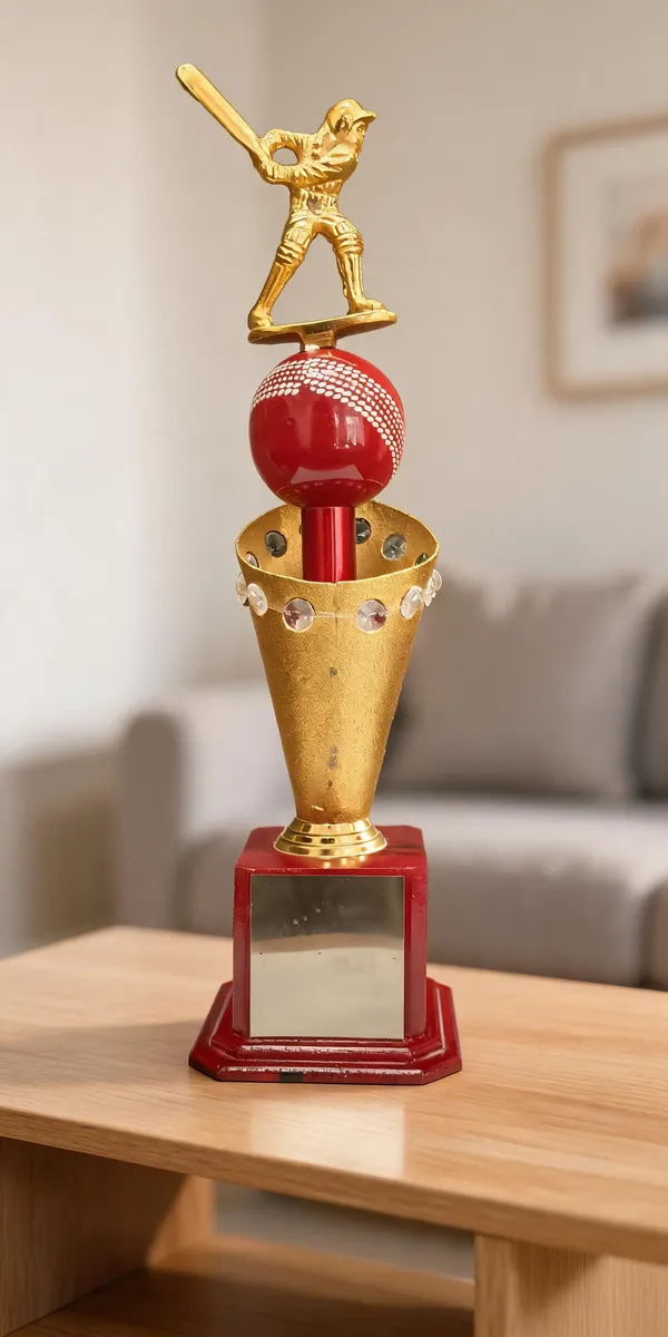 Golden_Victory_Star_Trophy_Metal_Personalized