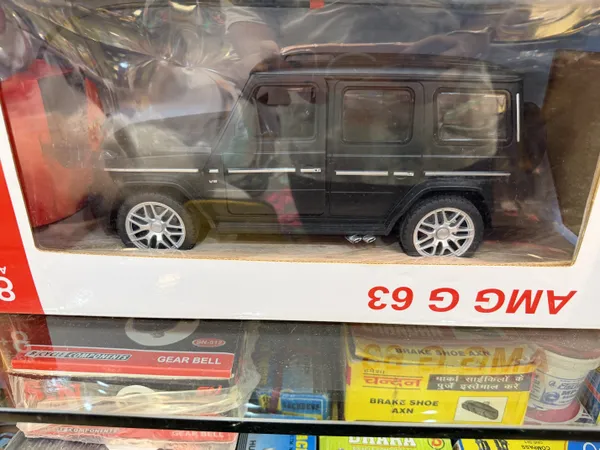 Black_AMG_G63_Toy_SUV