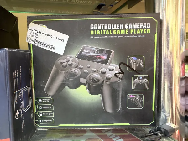 Classic_Game_Controller_Gamepad_With_620_Built-In_Games