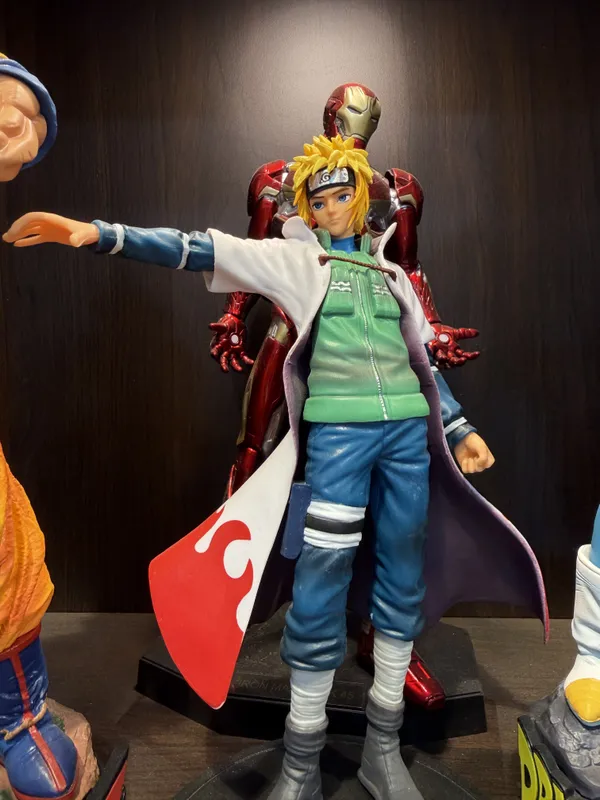 Blonde_Anime_Character_Collectible_Figure