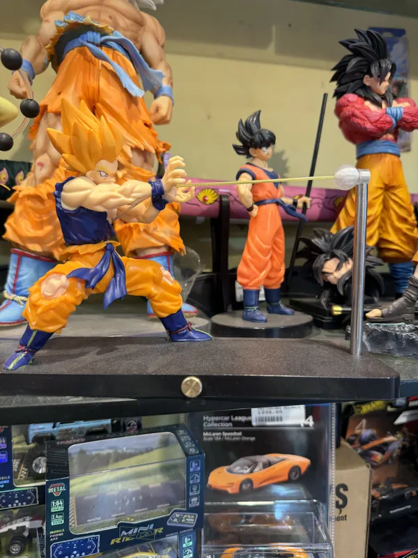 Anime_Character_Battle_Scene_Collectible_Figure_Set
