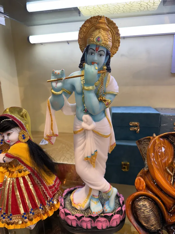 Lord_Krishna_Flute_Playing_Decorative_Idol
