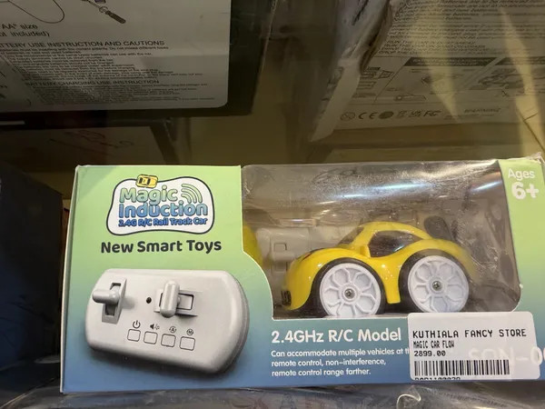 Yellow_2.4GHz_Remote_Control_Model_Car