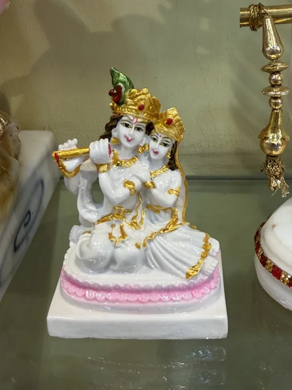 White_And_Gold_Radha_Krishna_Idol
