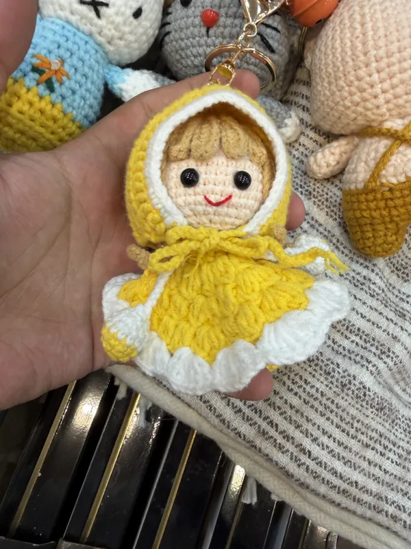 Yellow_Crochet_Doll_Keychain