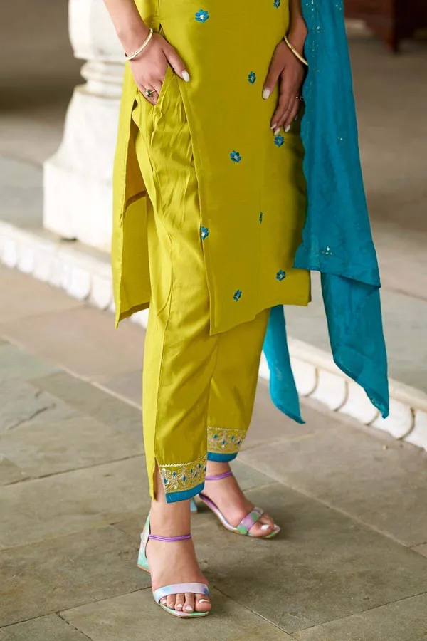 Yellow_Viscose_Chanderi_Embroidered_Kurta_Pant_Dupatta_Set_For_Women