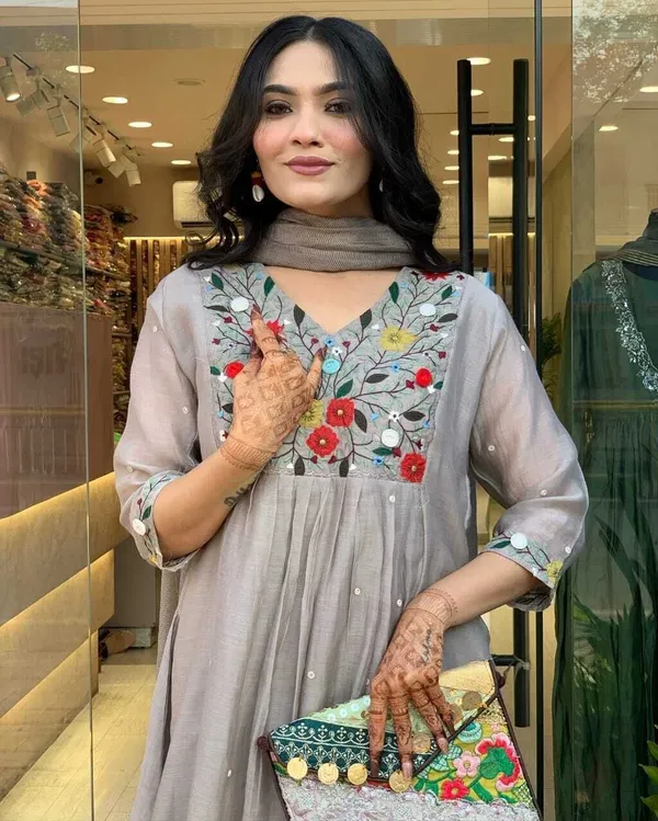 Grey_Viscose_Rayon_Floral_Embroidered_A-Line_Kurta_Set_For_Women