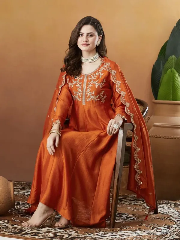 Orange_Silk_Blend_Anarkali_Embroidered_Kurta_Set_For_Women