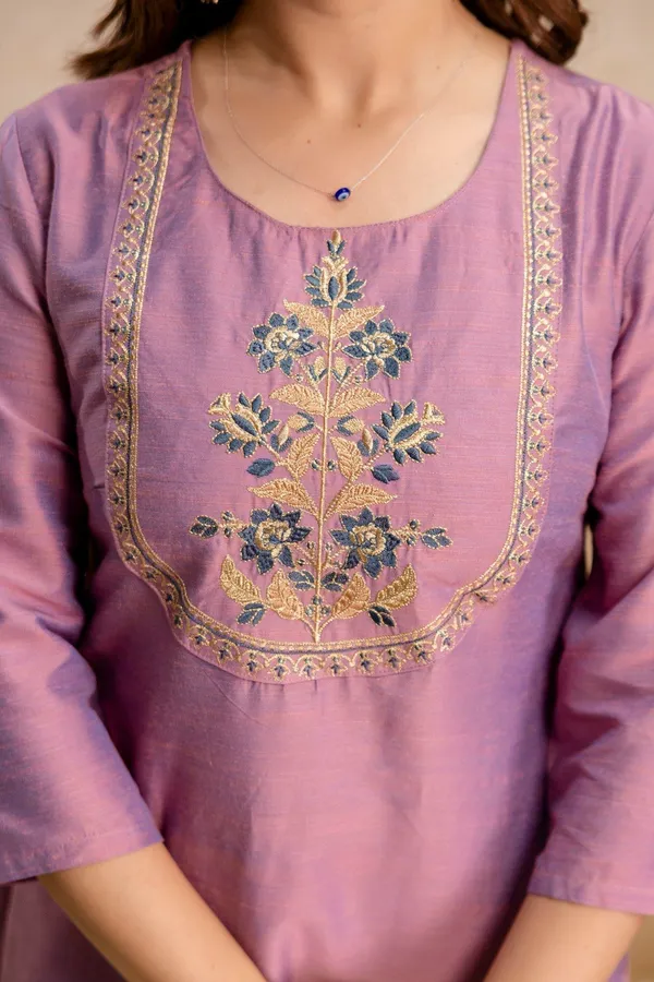 Pink_Silk_Blend_Embroidered_Straight_Kurta_Pant_Set_For_Women