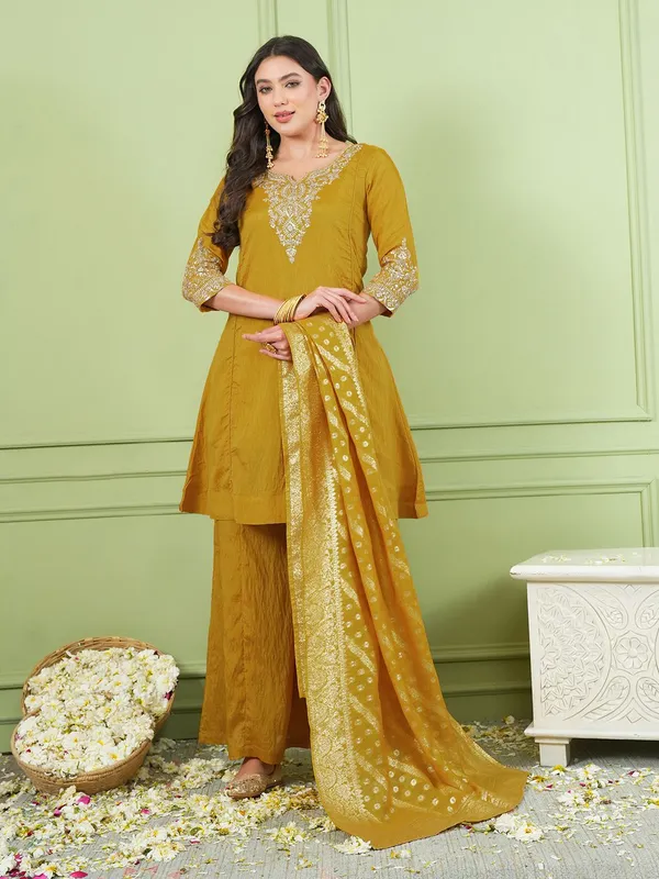 Gold_Silk_Blend_Straight_Embroidered_Kurta_Palazzo_Set_For_Women
