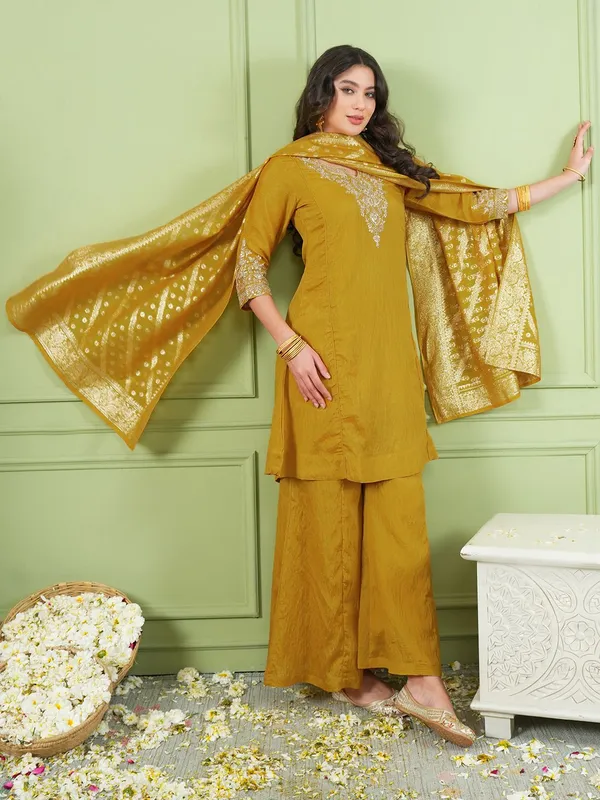 Gold_Silk_Blend_Straight_Embroidered_Kurta_Palazzo_Set_For_Women
