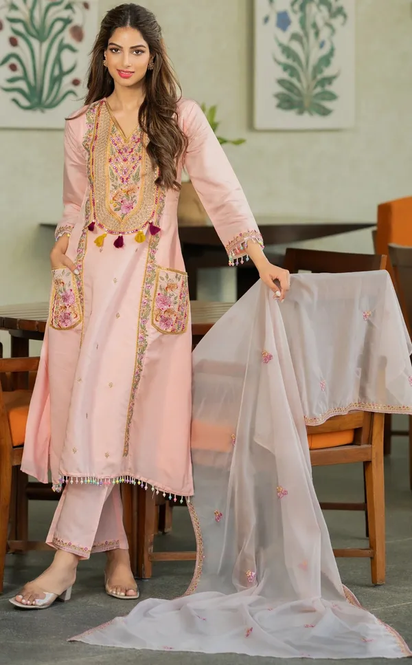 Pink_Chanderi_Straight_Floral_Embroidered_Kurta_Set_For_Women