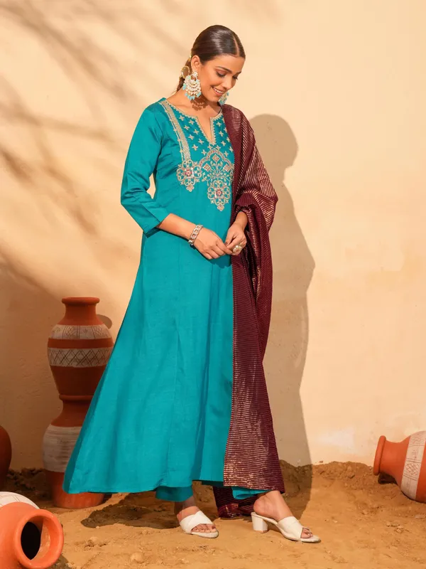 Light_Blue_Silk_Blend_Embroidered_Kurta_Pant_Dupatta_Set_For_Women