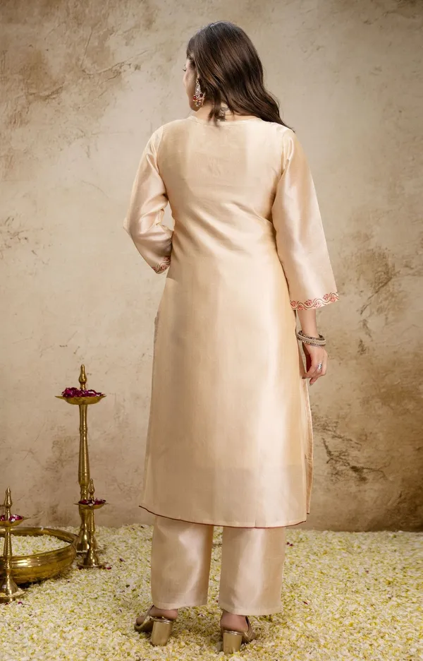 Pink_Silk_Blend_Floral_Print_Kurta_Set_For_Women