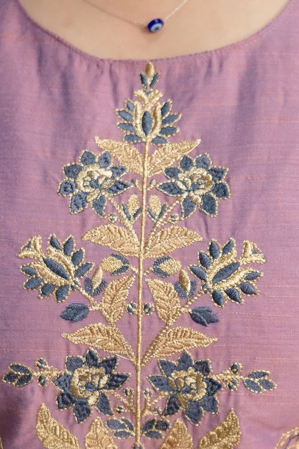 Pink_Silk_Blend_Kurta_Set_For_Women