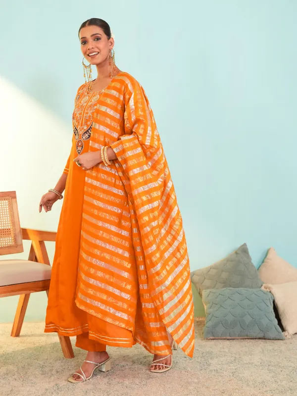 Orange_Viscose_Rayon_Sequin_Embroidered_Anarkali_Kurta_Set_For_Women
