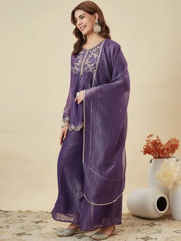 Purple_Silk_Blend_Straight_Embroidered_Kurta_Set_For_Women