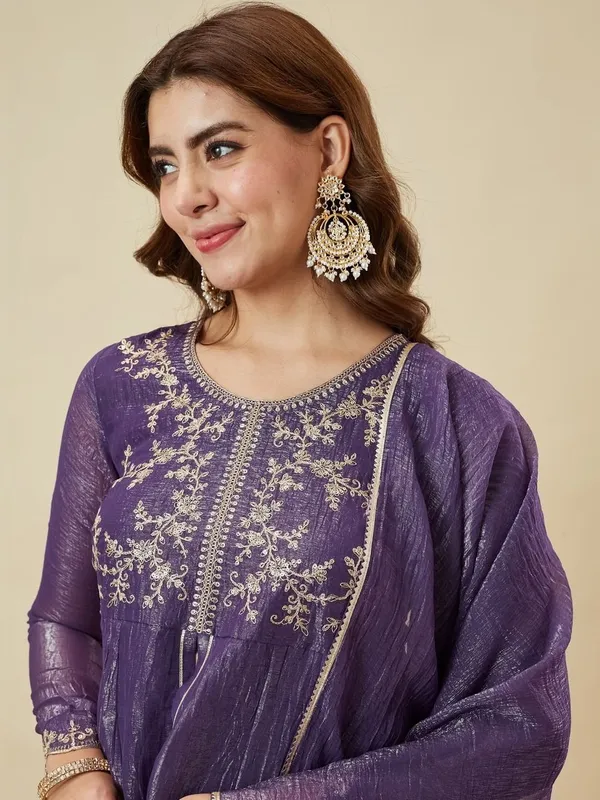 Purple_Silk_Blend_Straight_Embroidered_Kurta_Set_For_Women