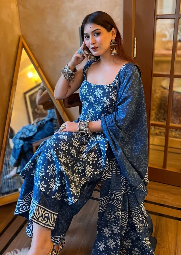Purple_Viscose_Rayon_Printed_Straight_Kurta_Palazzo_Set_For_Women