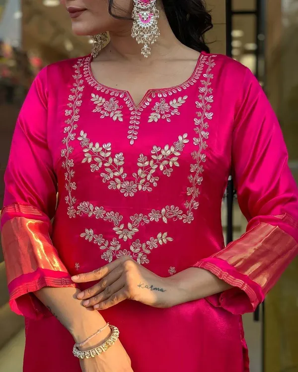 Pink_Viscose_Rayon_Straight_Embroidered_Kurta_Set_For_Women