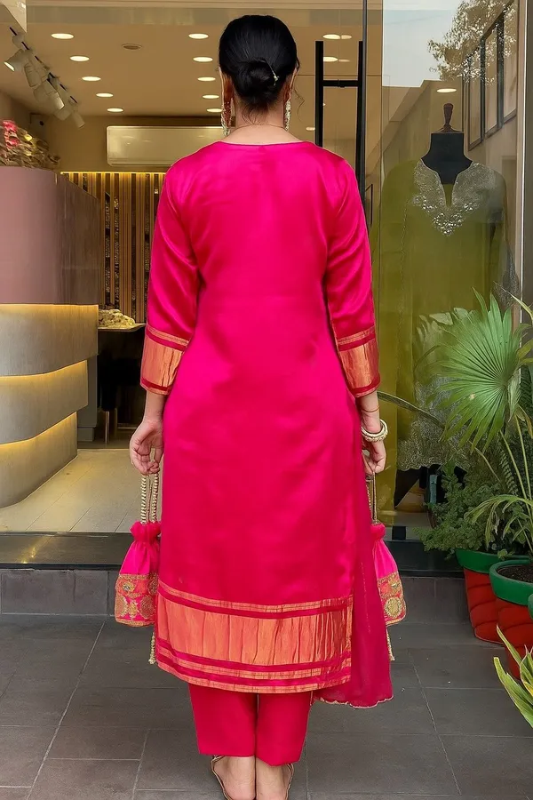 Pink_Viscose_Rayon_Straight_Embroidered_Kurta_Set_For_Women
