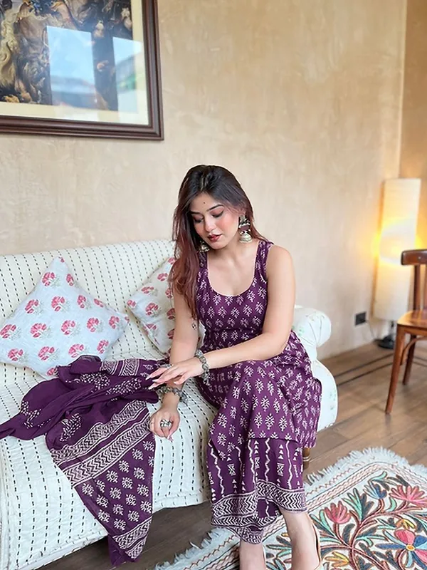 Purple_Rayon_Slub_Straight_Printed_Kurta_Set_For_Women
