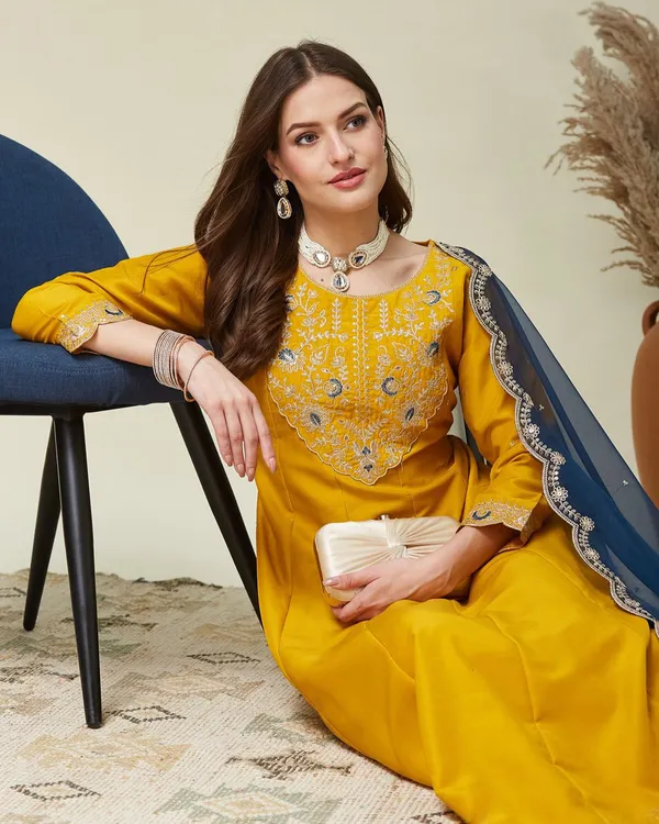 Yellow_Cotton_Blend_Paisley_Print_Palazzo_Kurta_Set_For_Women