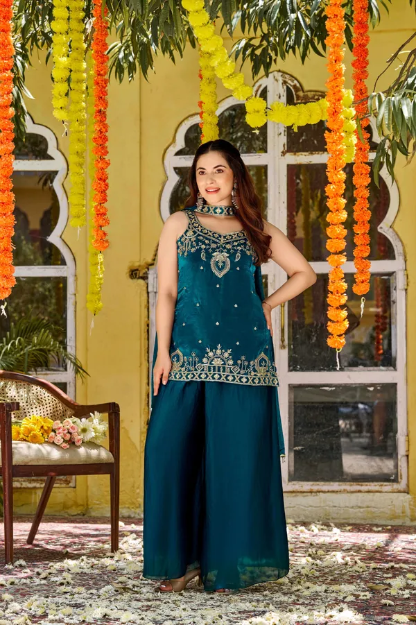 Green_Satin_Sleeveless_Embroidered_Kurta_Palazzo_Set_For_Women
