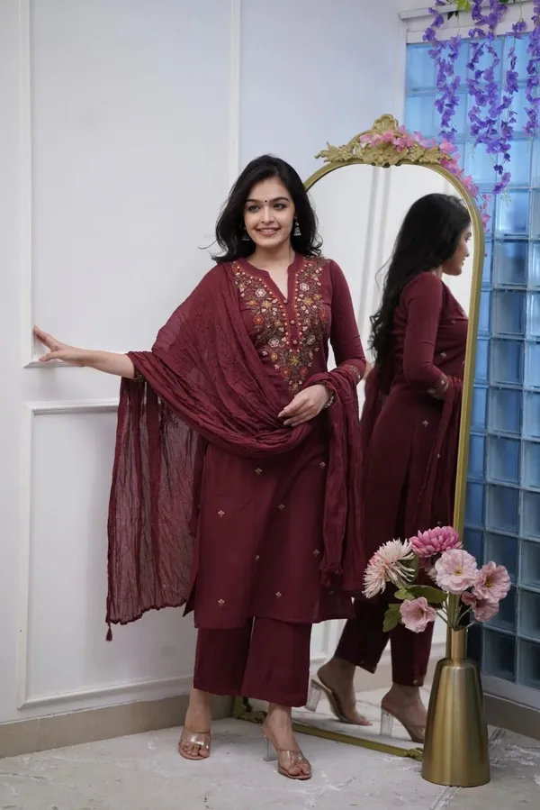 Maroon_Viscose_Rayon_Straight_Floral_Embroidered_Kurta_Palazzo_Set_For_Women