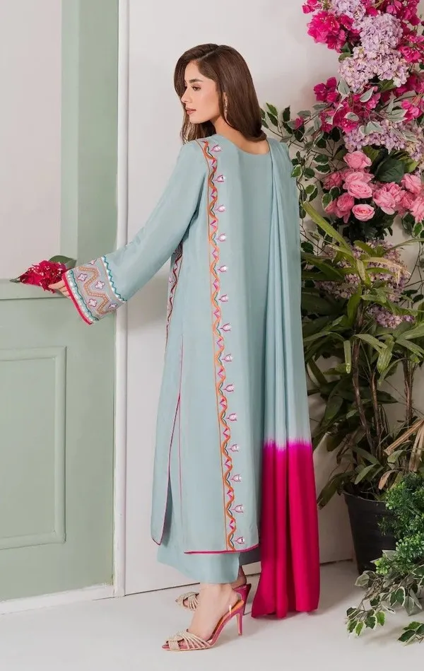 Green_Crepe_Straight_Fit_Floral_Embroidered_Kurta_Set_For_Women