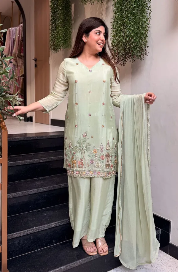 Pista_Green_Crepe_Straight_Embroidered_Kurta_Set_For_Women
