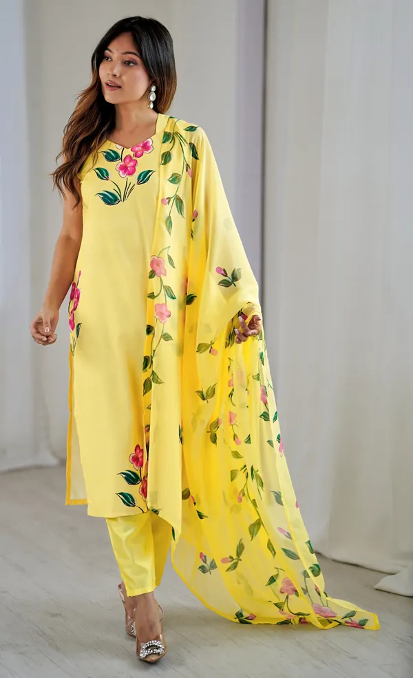 Yellow_Viscose_Rayon_Floral_Printed_Kurta_Pant_Set_For_Women