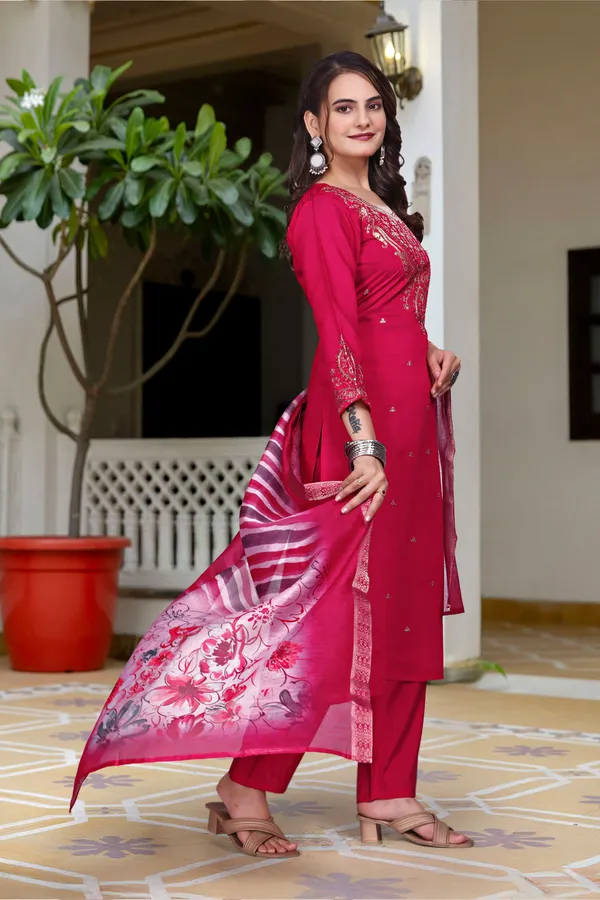 Pink_Chanderi_Zari_Embroidered_Yoke_Kurta_Pant_Set_For_Women