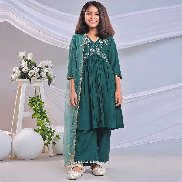 Green_Rayon_Embroidered_Kurta_Pyjama_Dupatta_Set_For_Girls