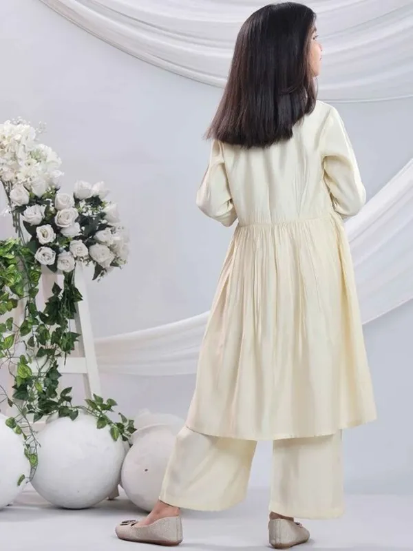 White_Rayon_Embroidered_Kurta_Pyjama_Dupatta_Set_For_Girls