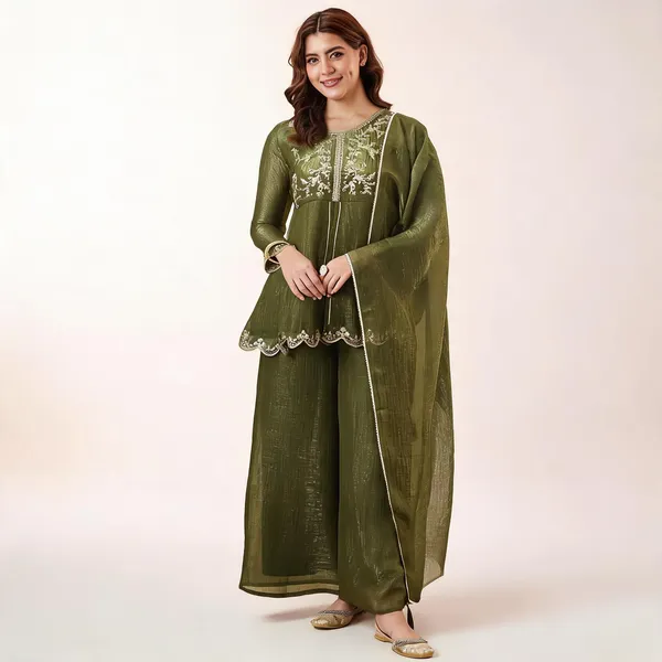 Green_Silk_Blend_Embroidered_Straight_Kurta_Set_For_Women