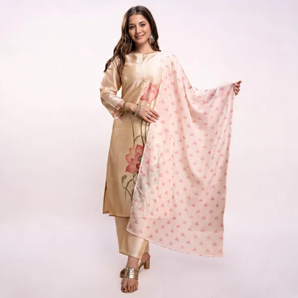 Pink_Silk_Blend_Floral_Print_Kurta_Set_For_Women