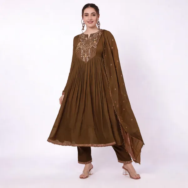 Dark_Green_Viscose_Chanderi_Embroidered_Kurta_Set_For_Women